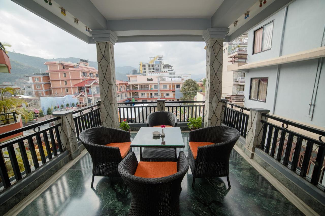 Hotel Panorama Покхара Экстерьер фото